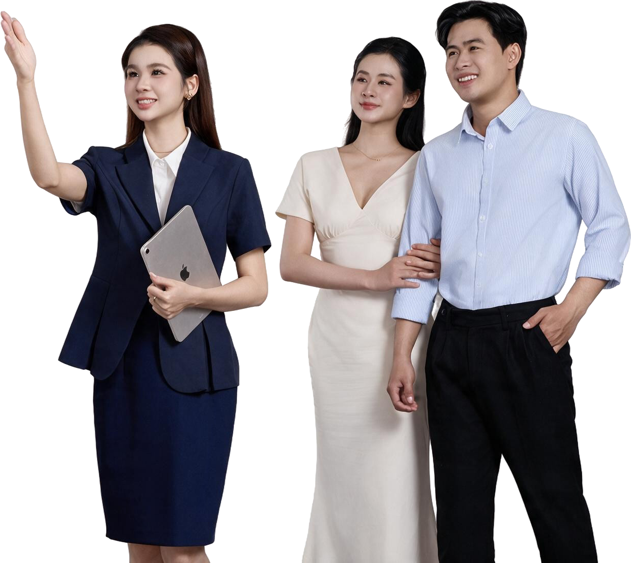 Hai vợ chồng nhận chìa khoá căn nhà mới